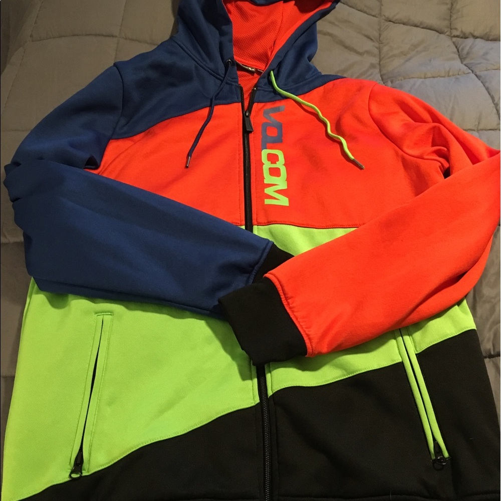 Men's Volcom zip up hoodie